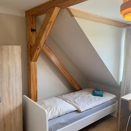 A25 Guest house *